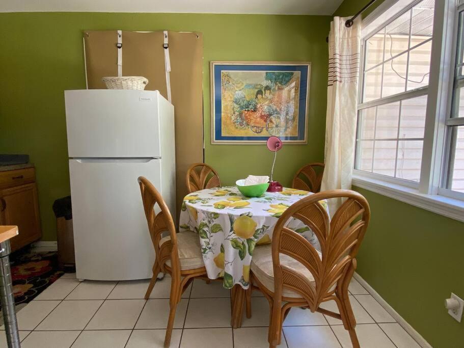 One Bed Suite Near Beaches And Downtown 사라소타 외부 사진